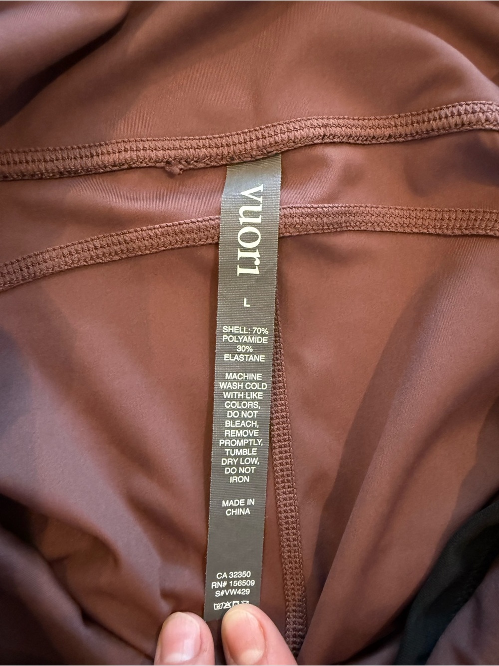 Vuori Women's High-Rise Stride Leggings Chestnut Brown Size LARGE VW429
NWOT - Picture 5 of 6